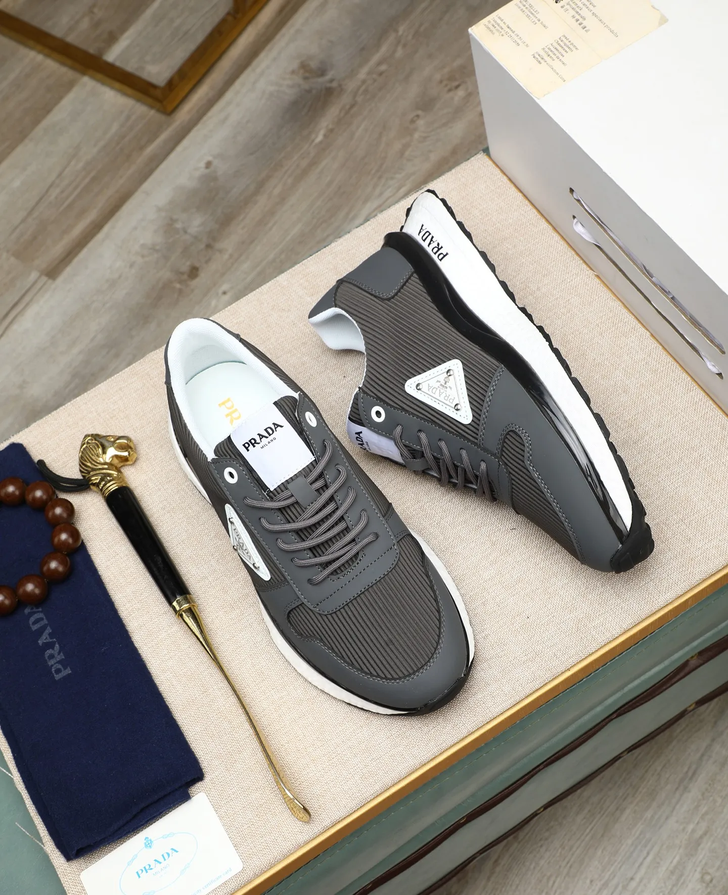 Men's shoes💰460🌹🌹[PRADA—Prada] latest model🙈original replica! 👟👟👟Available here. The workmanship is top-notch. The upper is made of Italian 🇮🇹Imported calfskin. ❗️Breathable genuine leather lining @Suitable for travel. The original version has an enlarged engraved sole, making it suitable for all kinds of travels, showing low-key luxury. Let quality speak for itself. Color: Size: 38-44